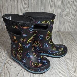 Bogs Black Rainbow Pattern Kids Rain Boots Toddler Size 9
